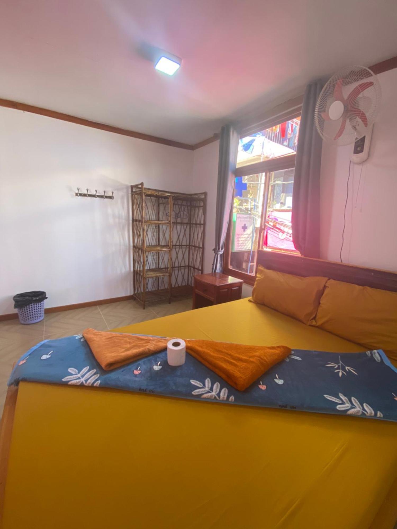 White Rose Guesthouse Kaoh Touch Exterior photo